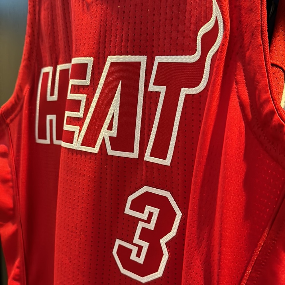 Dwyane Wade Miami Heat Mitchell & Ness 2012 Authentic NBA Jersey - Scarlet - Picture 6 of 9